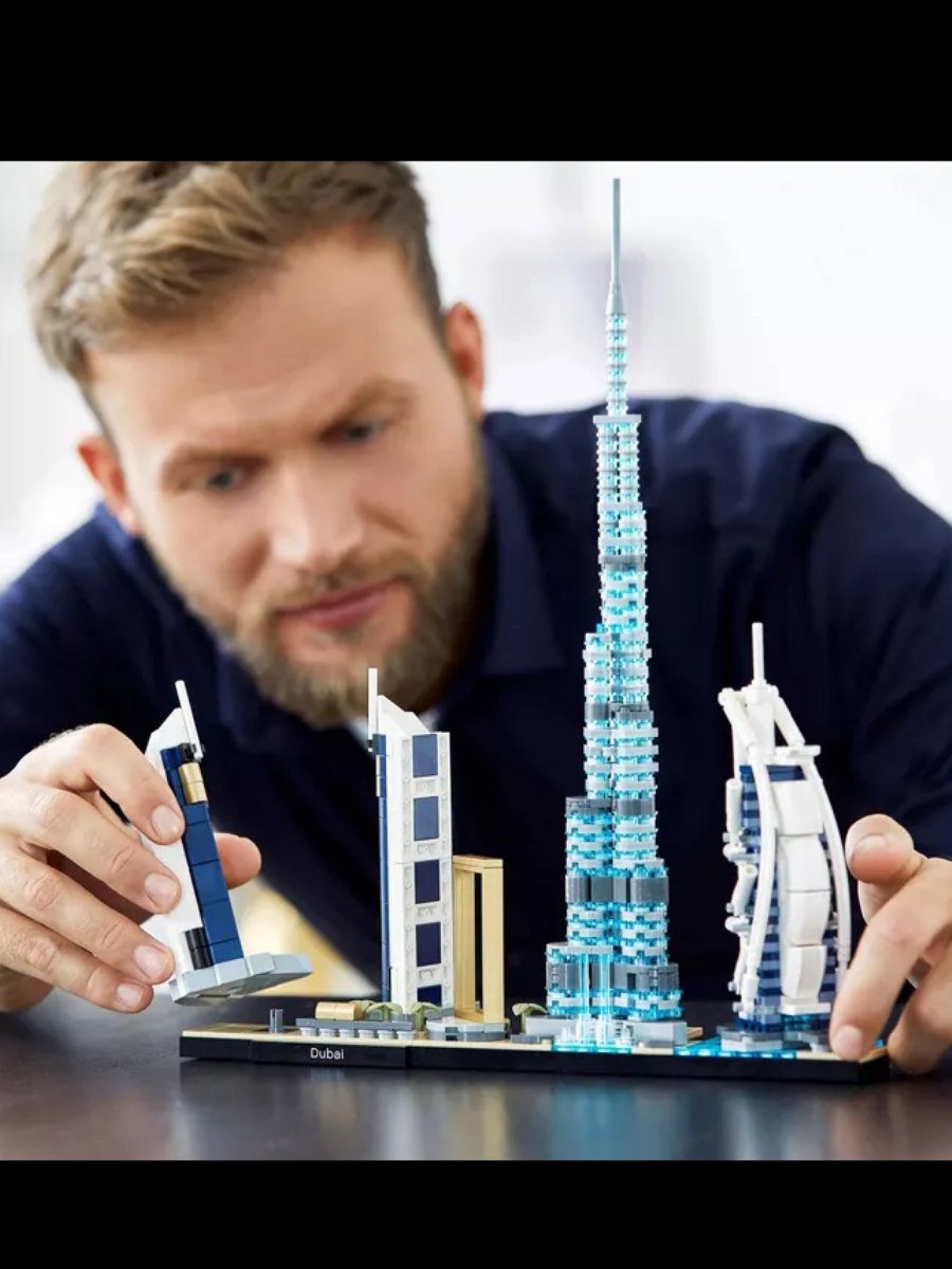 ����������� LEGO 21052 - ���� �����