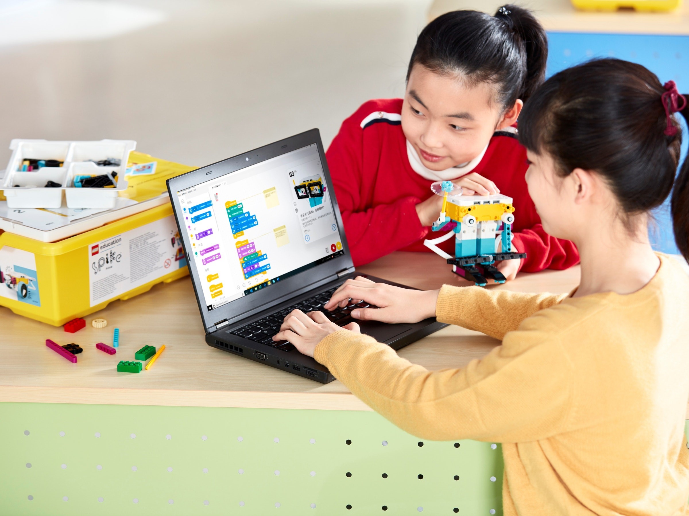 ����������� LEGO Education SPIKE Prime 45678 ������� �����, 523 ���.