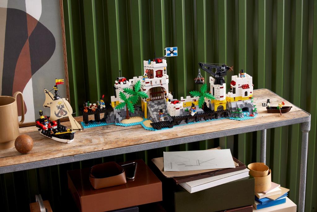 ����������� LEGO 10320 �������� ���������