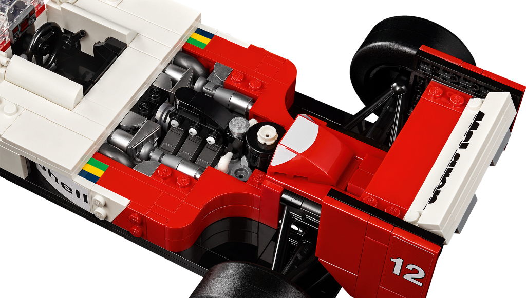����������� LEGO 10330 ����������� McLaren F1 MP4/4 � ������ �����