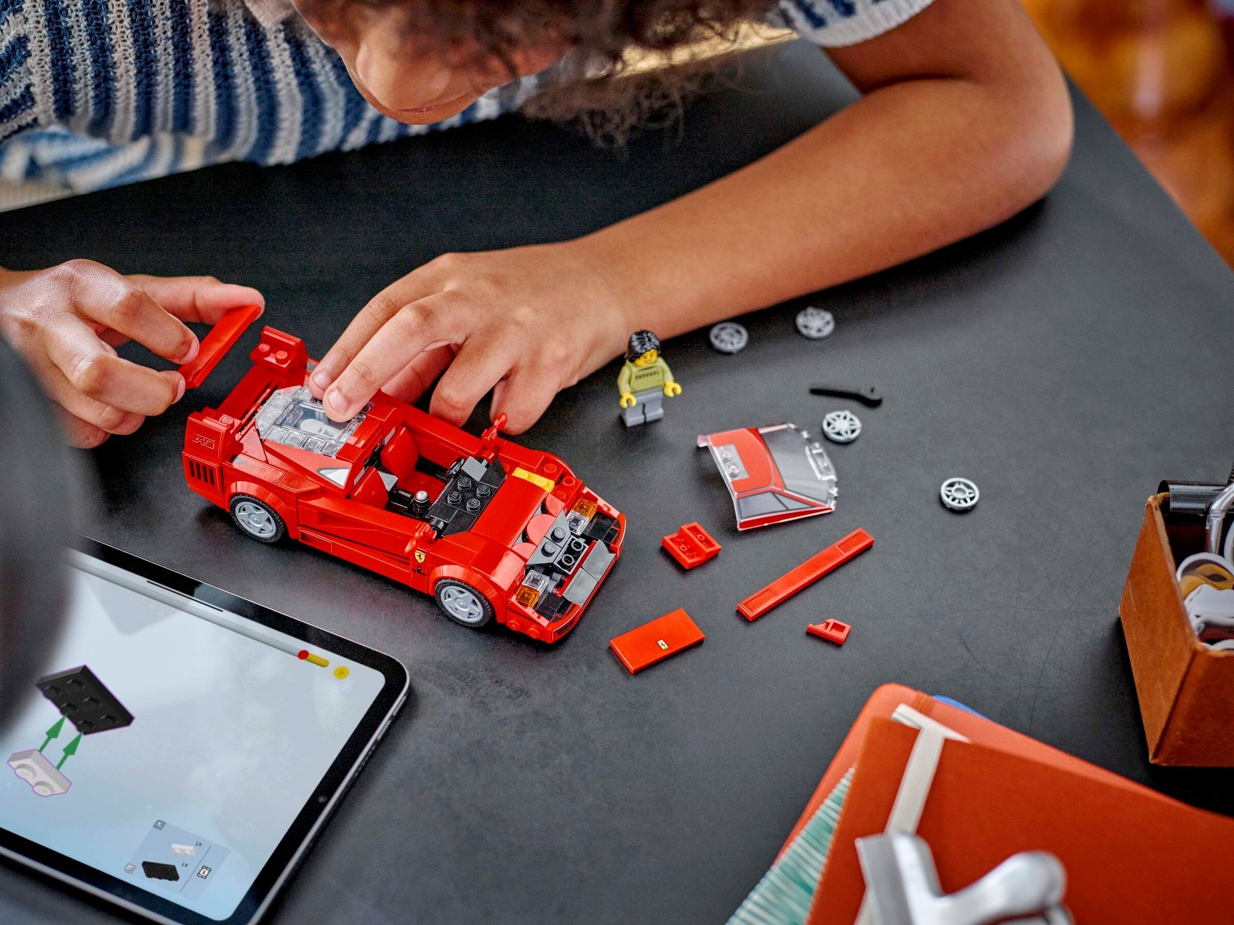 ����������� LEGO 76934 ������� F40
