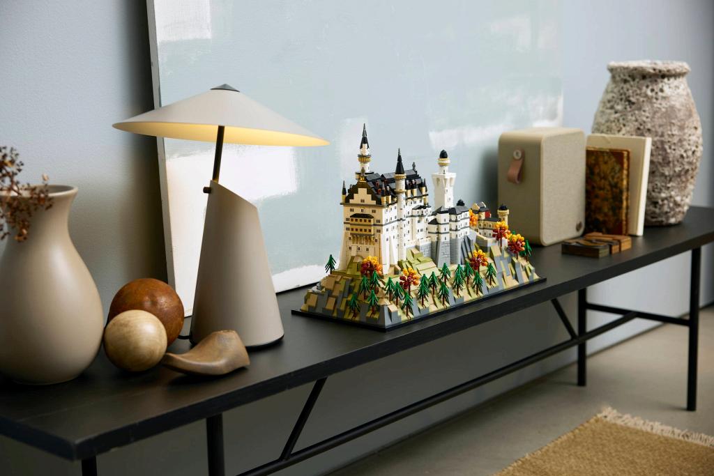����������� LEGO 21063 - ���� ����� ������������