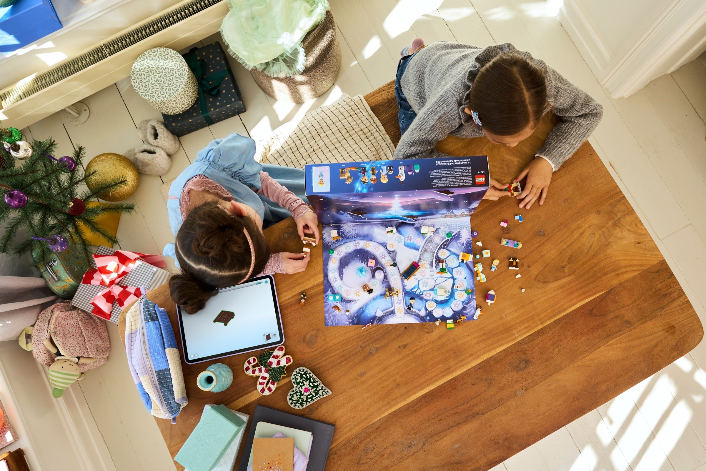 ����������� LEGO 43273 - ���� ���������� ��������� Disney 2025-2026