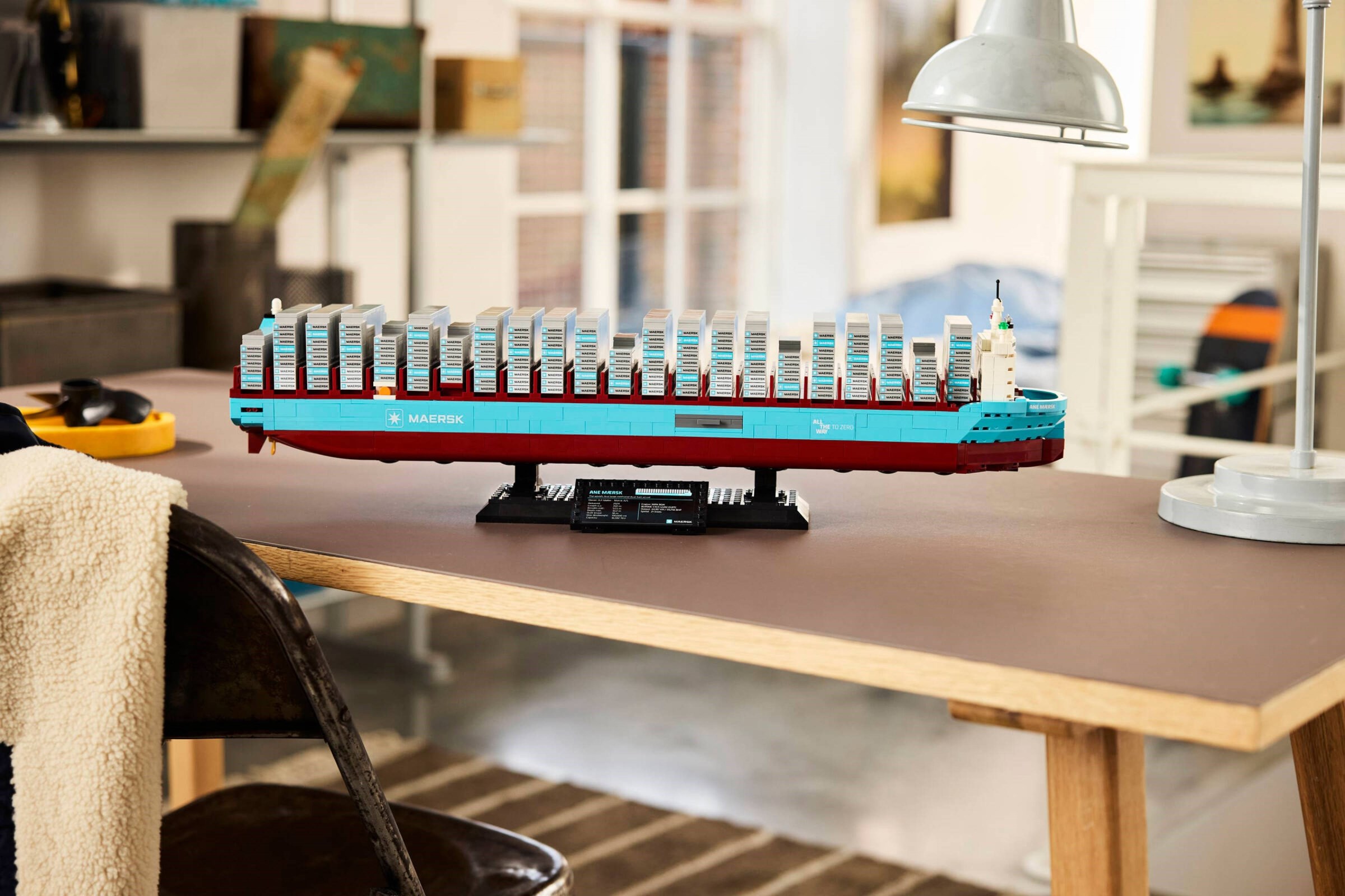 ����������� LEGO 40955 ������������� ������������� Maersk, 1516 �������