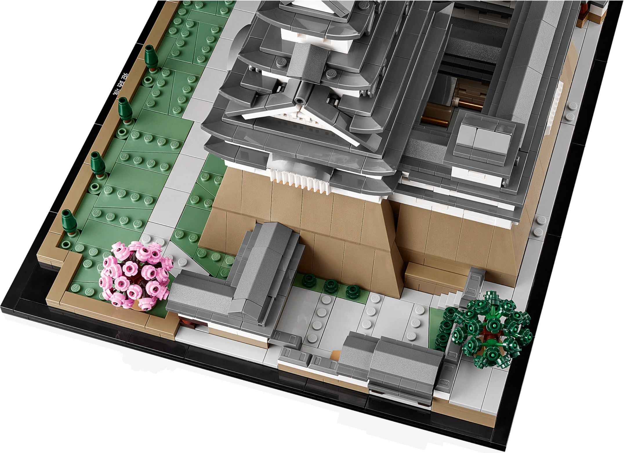 ����������� LEGO 21060 - ���� ����� �������, 2125 �������